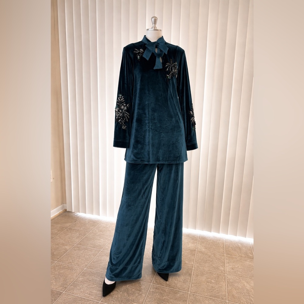 Limelight Teal Velvet Long Sleeve Two-Piece Set with Embroidered Accents